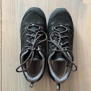 New never worn Keen Terradora Leather Waterproof Hiking Shoes